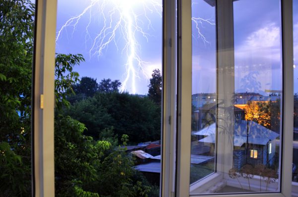 Cost of Storm Windows Repair in Richardson